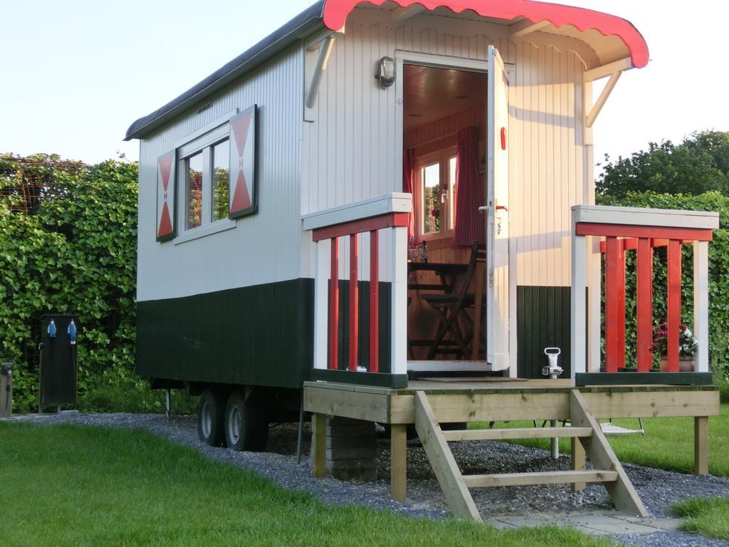 Pipowagen Camping Puur Genieten Bed & Breakfast Someren Bilik gambar